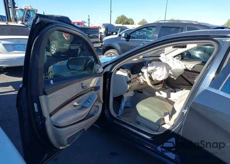 2015 Mercedes-Benz S 550 from USA, damaged, VIN WDDUG8CB0FA111391